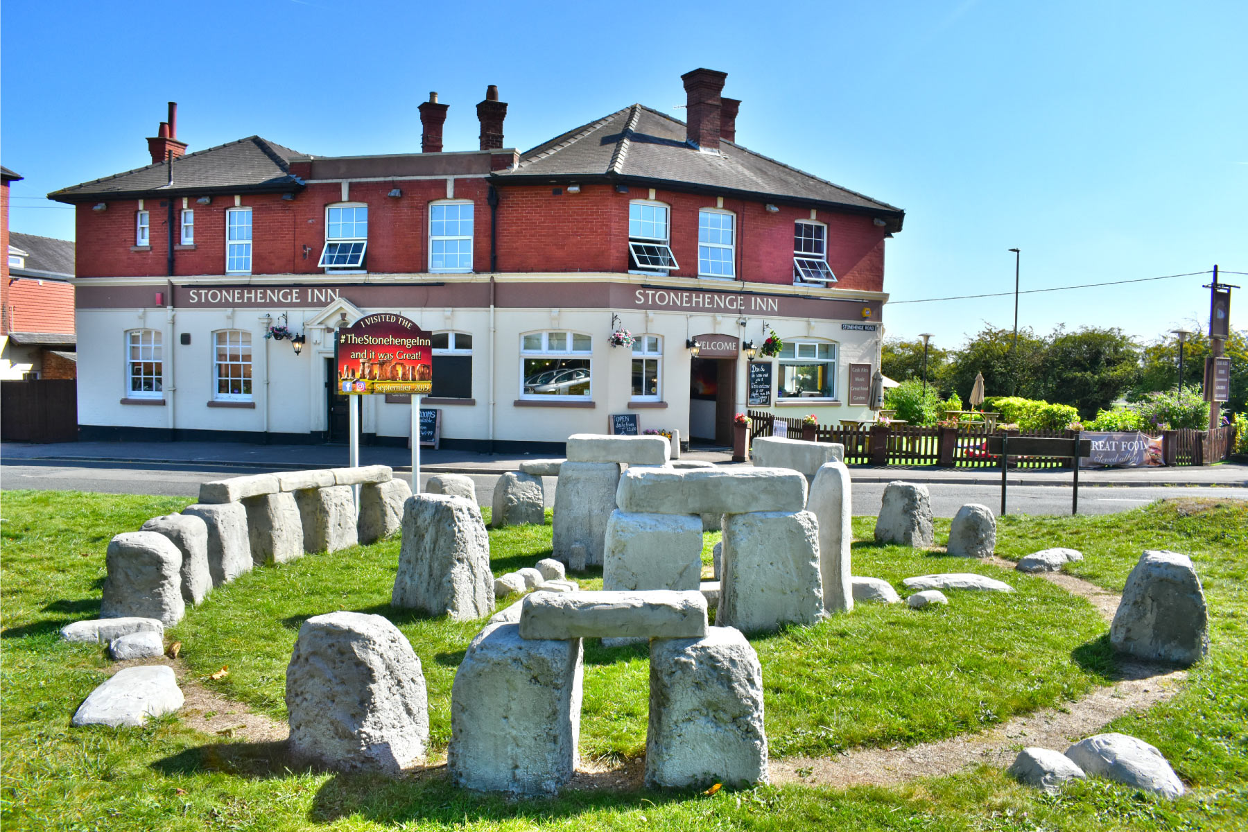 Stonehenge Inn